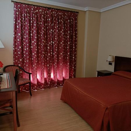 Hotel Rural El Jardin Aldea del Fresno Dış mekan fotoğraf